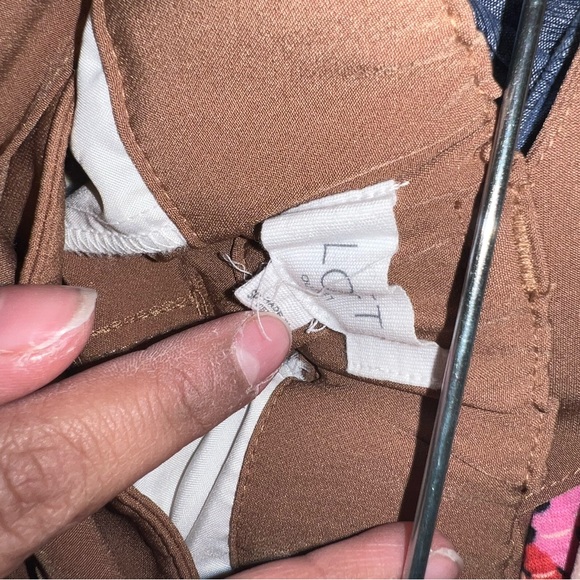 Loft tapered leg pants - Picture 3 of 4